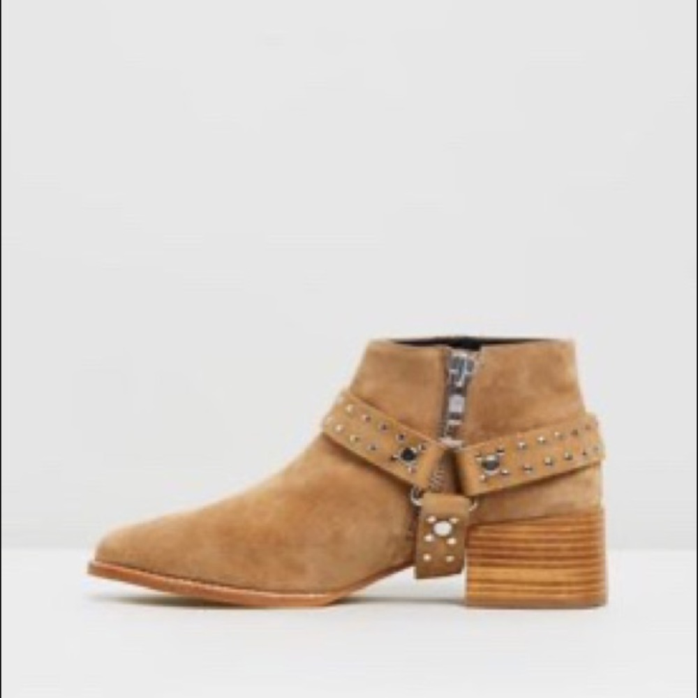 Sol Sana Eddie Cognac Suede Bootie 7 $220